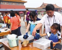 故宫暑期人满为患 院长单霁翔吐槽三难题