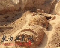 ����ɳ��2�ź�Ĺ�õ������Է��򣺶�����������