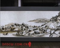 艺术家徐冰以麻丝和纸张等物构成山水画