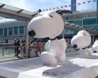 3米高艺术品矗立尖沙咀 香港举办史努比展