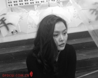 灵魂出窍:姜艾个展在仁艺术中心举办