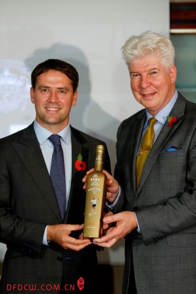 ˶ • ŷ(Michael Owen)SPEYʫƷƵĹάؼܲǿ(John Harvey McDonough)Ӣ׶طȫ****ʽ