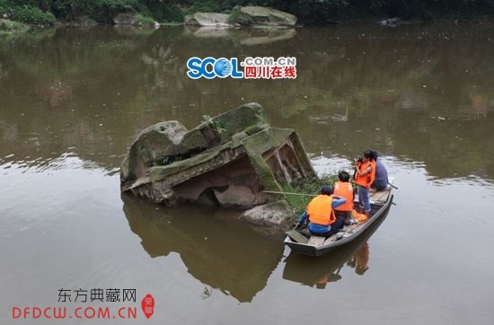 自贡神奇石佛河中卧 考古专家考证为晚唐雕刻