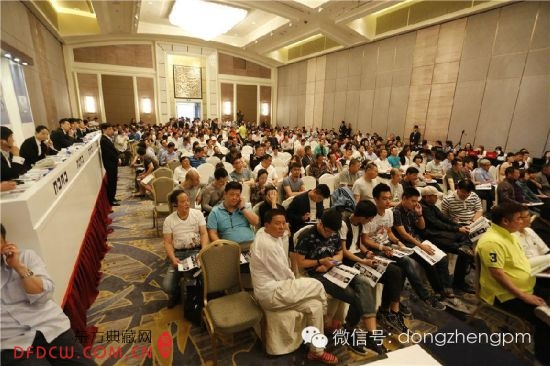 (拍卖会现场) (拍卖会现场)