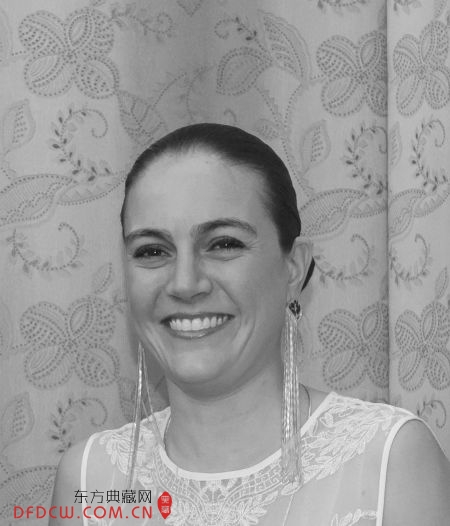 Laure Raibault