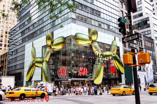 λڵ͵48ֵH&MĵŽܷ˹򹷵ܡTinaFineberg for The New York Times