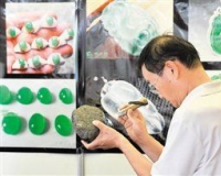 高端翡翠升值明显