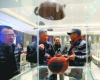 工艺大师来汉 教你鉴赏紫砂壶