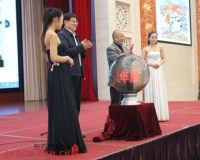 山东首次引进美术双年展(图)