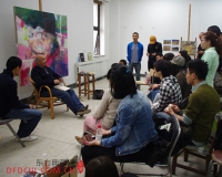 油画家约翰•沃克来央美油画系讲学