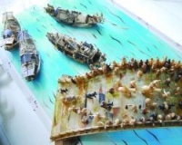 武威雕刻家白牦牛角雕刻《清明上河图》