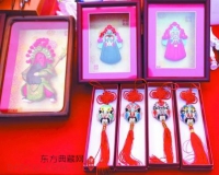 北京泥塑彩绘脸谱:三型七彩塑人生