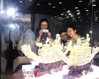 牙雕收藏三大误区:血牙并非活象取牙