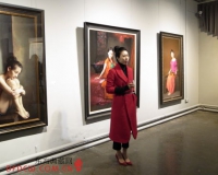东空间展出写实油画作品(图)