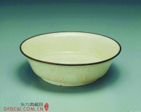 定窑瓷器:颜色天下白
