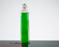 博观重回高端翡翠拍卖