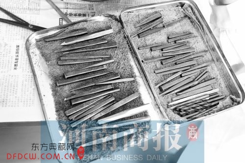 文物修复专家王琛用的工具，大多是自制的