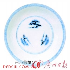 洪武青花印花云龙纹盘