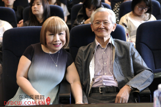 傅申与陆蓉之夫妇精彩的艺术经历与爱情故事令在场学生为之动容