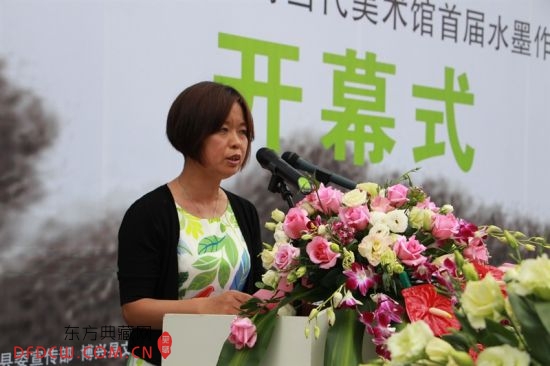 博兴县副县长巩红梅在开幕式上致辞