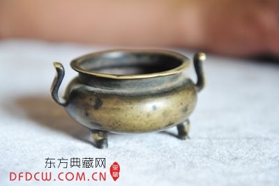 民国铜琴炉