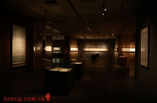 逸笔遗珍：启功艺术回顾展在北京画院美术馆举办