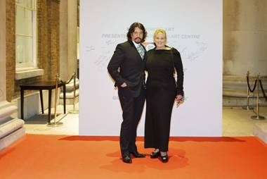 ӢʦLaurence Llewelyn Bowen.jpg