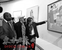 中国美术馆首邀外国驻华使节观看全国美展
