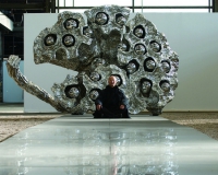 ��Խ�����ɸֵ���չ����ʿչ��(ͼ)