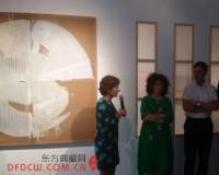 �շ���פ������8�����ɹ�չ��Ļ