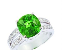 假扮祖母绿:绿石榴石卖价增4倍