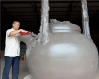 巨型紫砂壶亮相辽宁喀左(图)