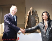 吴为山国际美术金奖雕塑《老子》再次亮相巴黎