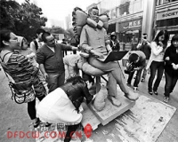 ܼڱCBDֳƵְܱӰ(ͼ)