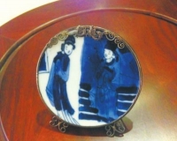 老瓷片的华丽变身:残缺美也入画