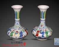 斗彩竹节荸荠瓶一对拍品赏析