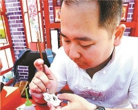 非遗传承:卡通造型让仿古瓷变年轻