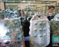 铜镜爵杯等小青铜器十年涨超10倍