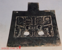 商代兽纹大铜钺赏析