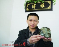 陆键:善用巧色的光福青年玉雕师