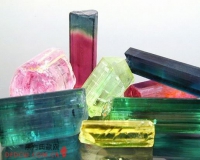 碧玺之王帕拉伊巴:20年涨到每克拉30万