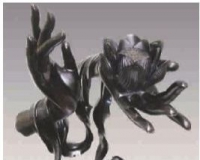 紫檀木雕《圣洁》赏析