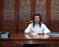 当代名师名作的红木家具行情看涨
