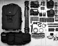 打开职业摄影师的背包