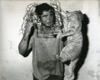 罗杰·拜伦摄影展探索人的黑暗面