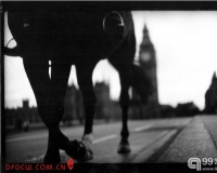 行走伦敦的黑色摄影师贾科莫·布鲁里尼