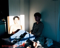 一个日本摄影师拍摄的同性恋私小说