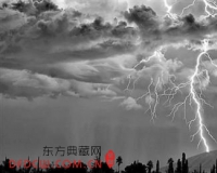 摄影师以镜头追逐风暴 曾为拍1张照片花5小时