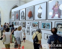 大卫·贝利摄影肖像展法国开幕