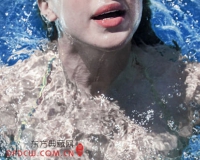 年轻摄影师的概念摄影:夏季热